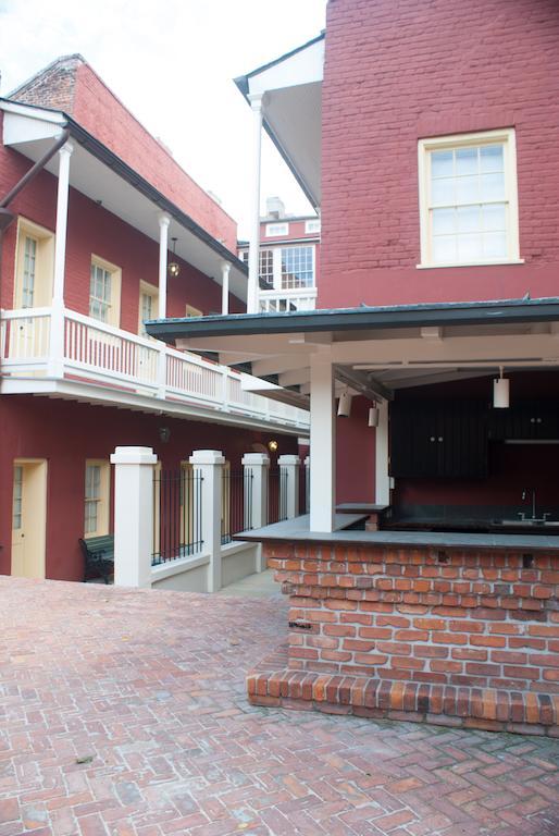 Grenoble House Hotel New Orleans Exterior photo