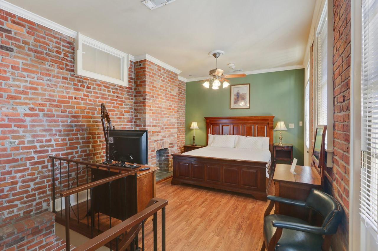 Grenoble House Hotel New Orleans Exterior photo